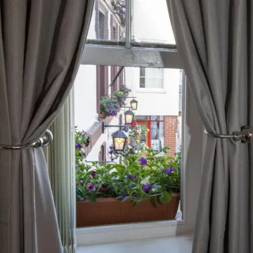 Paksuniemen Majatalo - Housity