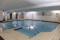 New Continental Hotel, Sure Hotel Collection by Best Western - Pools