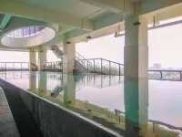 Cozy and Elegant 1Br @ Atlanta Residences by Travelio Hotels in Beji
