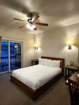 Canyon Plaza Premier Studios and Apts - 3 Sao