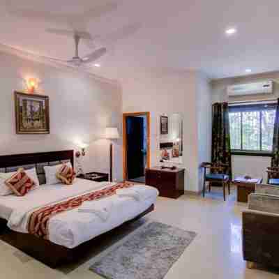 Hotel Heera Excutive Rooms