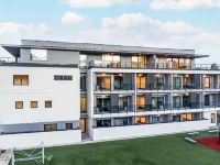 Sunrise Garden Suites Hotels near QBE Stadium Function Centre