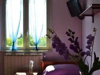Room in B&B - Blue Room - B & b S. Elia Hotels in Caltanissetta