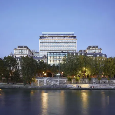 SO/ PARIS