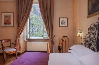 La Finestra Sul Cortile di Via Roma by Wonderful Italy - Airport Shuttle