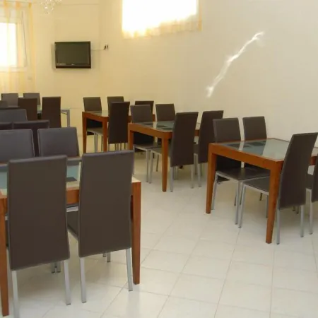 Kyknos de Luxe Suites & Rooms