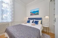 Salve Luxury Apartment by Litto