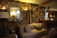 Zur Ewigen Lampe Romantisches Landhotel & Restaurant Hotels in Heimbach