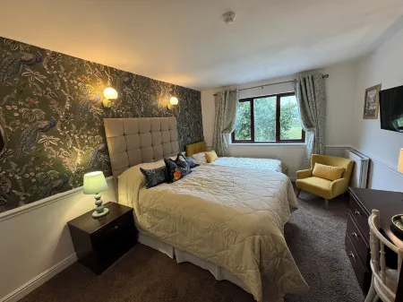 Stone Trough Hotel Отели в г. Джисберн