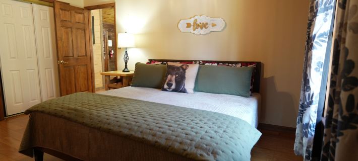 Love Shack Hotels in Sevierville