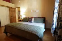 Love Shack Hotels in Sevierville