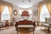 The Oaks Victorian Inn Hotels in Christiansburg