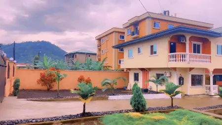 Stunning 3-Bedrooms GuestHouse in Limbe Cameroon