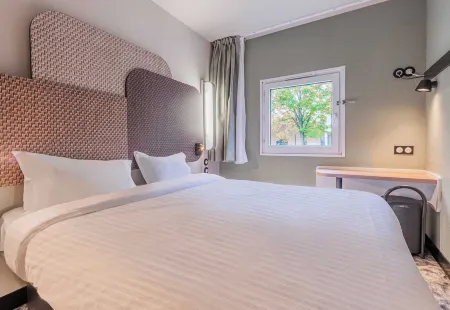 B&B Hotel Mulhouse Dornach Отели в г. Люттербах