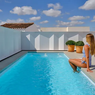 هوتل بوسادا دل لوسيرو Hotels near ماكارينا