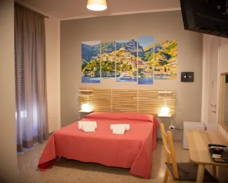 薩萊諾中心家庭旅館 薩萊諾住宿飯店