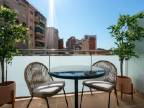 Limehome Barcelona Carrer de Besalú 82