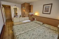 Evenia Monte Alba Hotels in Cerler