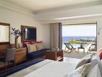 Porto Elounda Golf & Spa Resort, Six Senses Spa Hotels in Eloúnta
