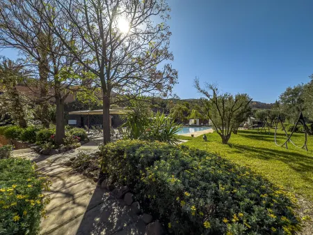 Kasbah Agounsane Отели в г. Azrou Melloul