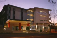 Laguna Serviced Apartments Hotels near Half Tree