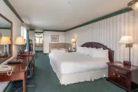 Emerald Dolphin Inn & Mini Golf Hotels in Fort Bragg
