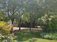 House in the woods. Hotels in Dolo
