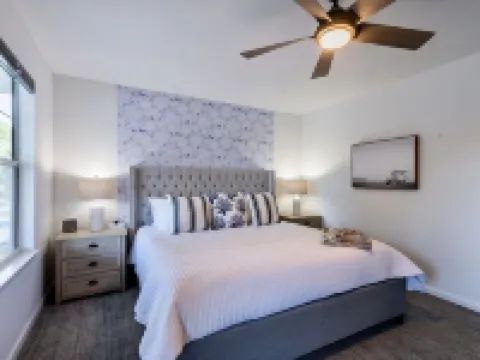 GOLF CART! Remodeled home near Old Town, Xbox! Hotels in Bluffton