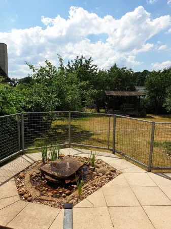 Vacation apartment for up to 8 people, 140 sqm, 2 WCs, directly on the L.Heide nature reserve