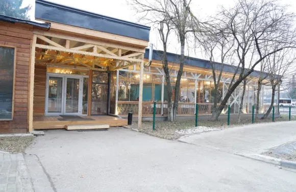 GRC - 高爾基 10 號迷你酒店