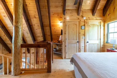 Pet-Friendly & Great Location - Tiny Cabin - Pine Point - Red River Gorge, Kentucky! Hotels in Menifee County