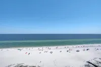 Gulf-Front Views and Luxurious Amenities - Exquisite Beach Retreat