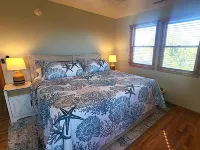 Panoramic Views and Rooftop Deck - Spectacular Coastal Sanctuary