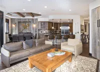 Hot Tub and Fireplace with Scenic Ski Slope Views - Stunning Retreat