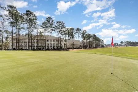 Picturesque Golf Course Views and Pool Access - Elegant Sandy Retreat