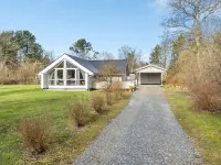 "Torben" - 10km from the Sea