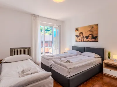 Domaso central apartment