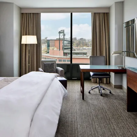 The Westin Birmingham Отели рядом с достопримечательностью «Театр «Алабама»»