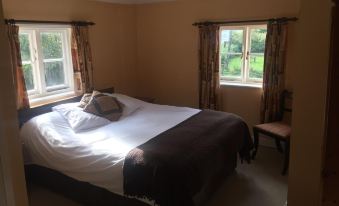 The Winchfield Inn