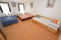 Holiday Home in Stary K?e?Any with Garden