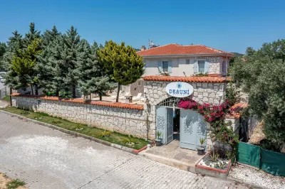 Deruni Ilıca Hôtels à : Ilıca