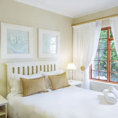 Kingfisher GuestHouse Отели рядом с достопримечательностью «Саммерстранд»