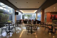 Oasis Siliwangi Sport Hotel Hotels in Sumurbandung