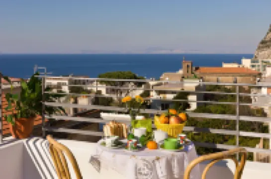 YourHome - Karme House