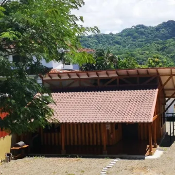 Hotel Amira