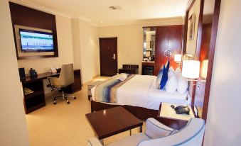 The Grand Palace Hotel