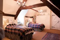 Alltybrain Farm Cottages - Homestays