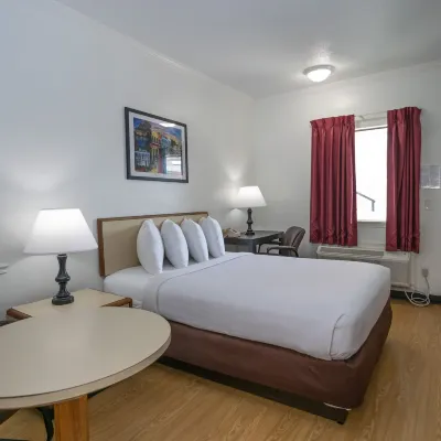 Contempra Inn Hotels near Girard Playground