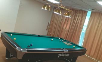 Luxury 4Br Apartment in Horizon Towers