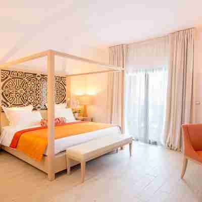 Akoya Hotel & Spa Rooms